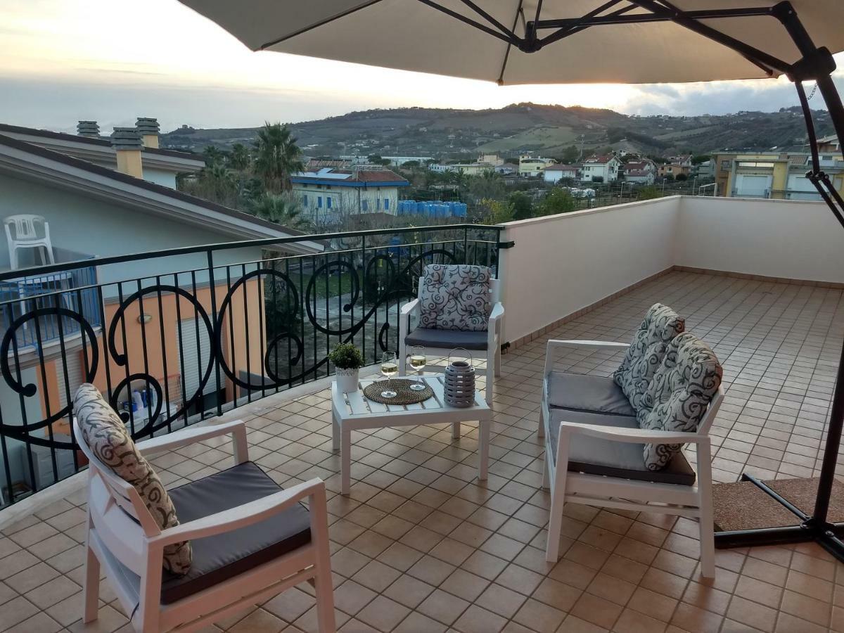 דירות מרטינסיקורו Seafront And Mountain View Penthouse מראה חיצוני תמונה